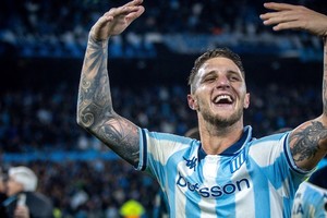 El festejo de Pardo tras la clasificación. Crédito: Prensa Racing