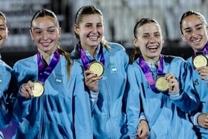 Las Leoncitas celebraron la medalla dorada en los Juegos Panamericanos Junior.