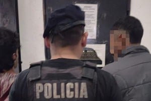 Arrestados por amenazas con arma de fuego. Policial