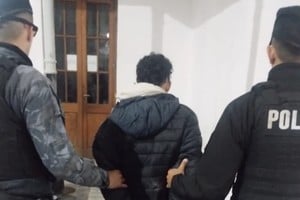 El detenido fue trasladado a sede policial. Crédito: El Litoral.