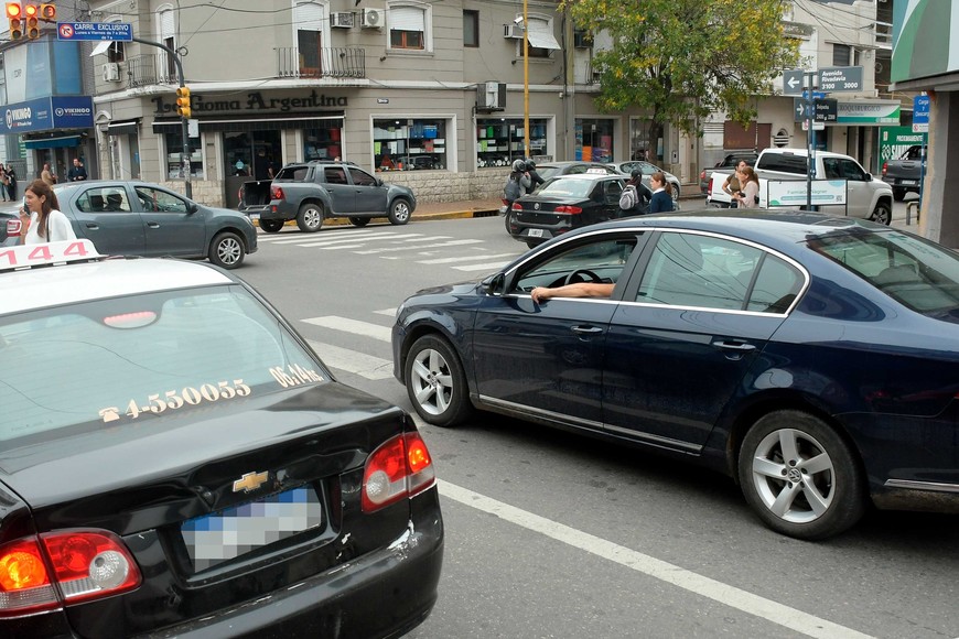 La zona es de alta densidad vehicular. Foto: Guillermo Di Salvatore