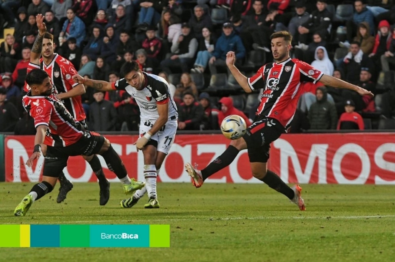 Sabaleros y Funebreros se cruzaron este sábado en el Brigadier.