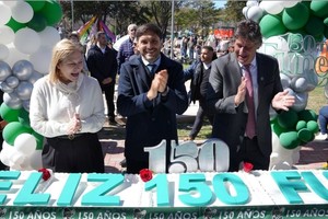 Pullaro, Scaglia y Santacroce encabezaron el acto central por los 150 años de Funes.