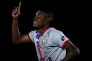 Dolor y conmoción en el fútbol ecuatoriano tras la muerte de Marcos Olmedo en un accidente de tránsito.