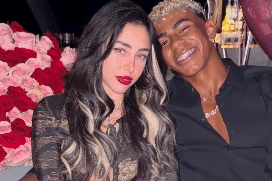 La pareja compartió una foto juntos en sus redes sociales.