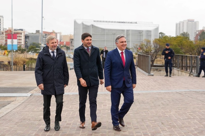 Maximiliano Pullaro (Santa Fe), Martín Llaryora (Córdoba y Rogelio Frigerio (Entre Ríos) en una reunión de Región Centro.