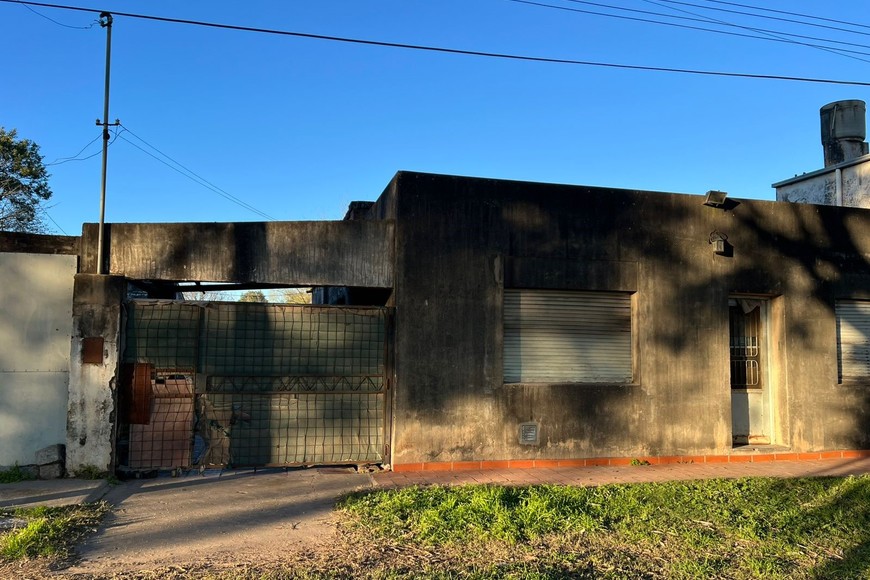 El incendio de gran magnitud se desató en una vivienda de calle Neuquén al 6300.