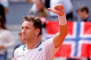 Tennis - Madrid Open - Park Manzanares, Madrid, Spain - May 1, 2025
Norway's Casper Ruud celebrates winning his quarter final match against Russia's Daniil Medvedev REUTERS/Juan Medina