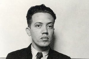 Jorge Cuesta, recordado químico, poeta, ensayista y editor mexicano. En su obra fusiona, siempre en la búsqueda extrema de rigor y coherencia formal, un imaginario científico con una estructura lírica de carácter meditativo. Gentileza