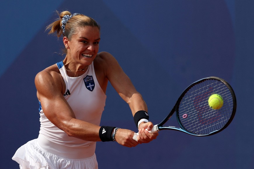 Paris 2024 Olympics - Tennis - Women's Singles Third Round - Roland-Garros Stadium, Paris, France - July 30, 2024.
Maria Sakkari of Greece in action during her match against Marta Kostyuk of Ukraine. REUTERS/Violeta Santos Moura