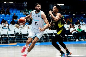 Juan Fernández apareció en el momento más necesario. Crédito: CAB