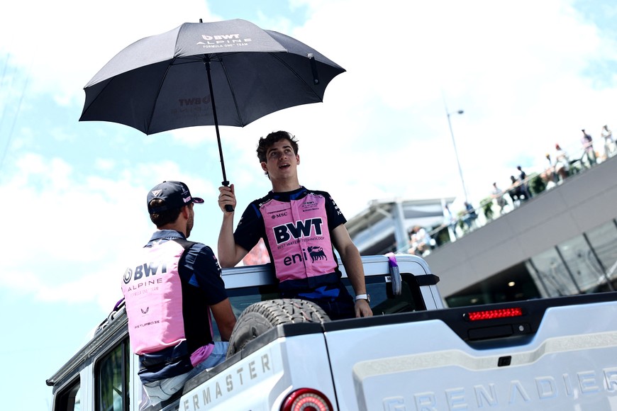 Formula One F1 - Austrian Grand Prix - Red Bull Ring, Spielberg, Austria - June 29, 2025
Alpine's Franco Colapinto and Alpine's Pierre Gasly ahead of the race REUTERS/Jakub Porzycki