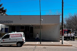 Ambulancias del SIES 107 trasladaron a los ocupantes al Hospital “Dr. Jaime Ferré” de Rafaela.
