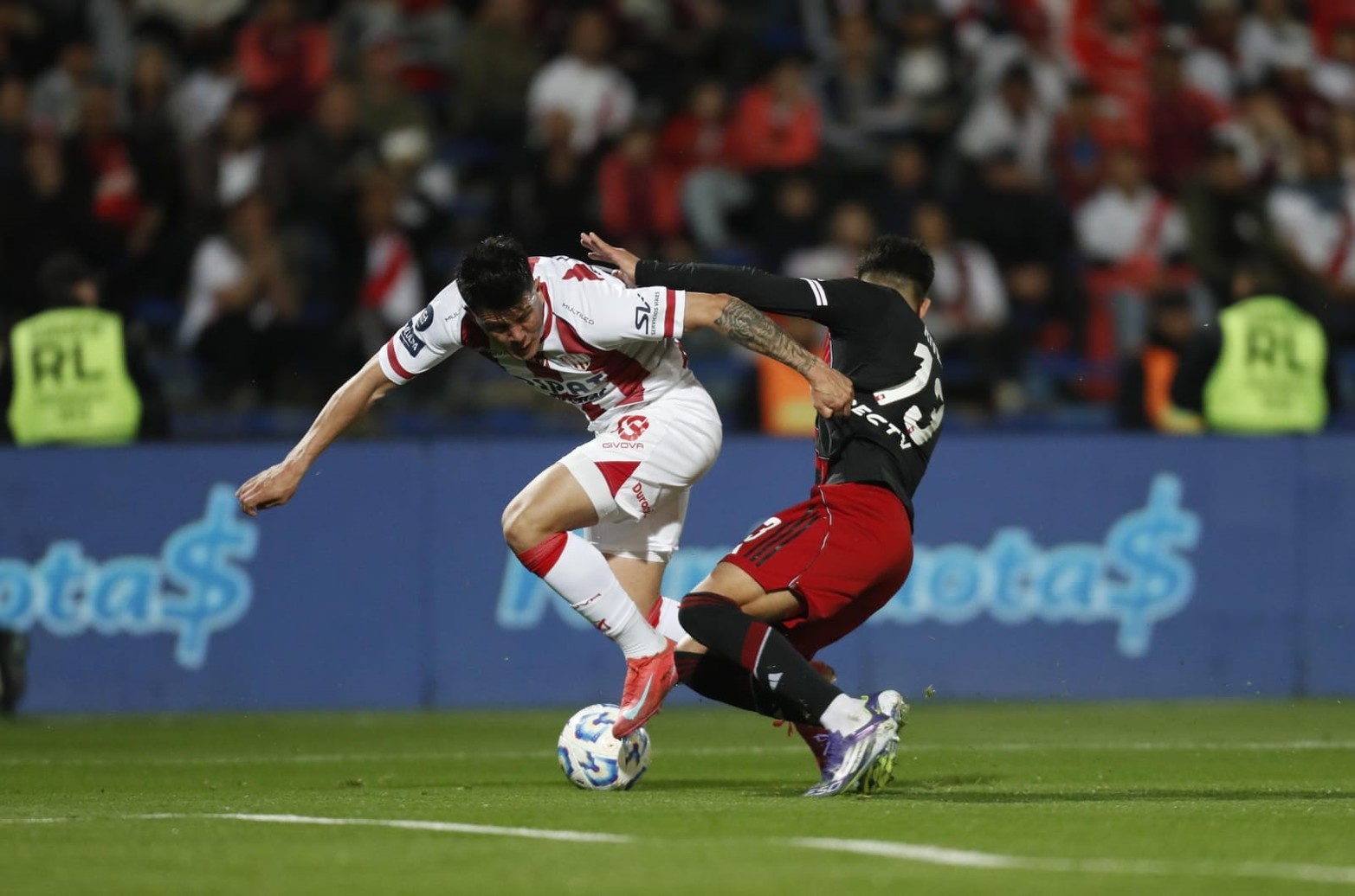 Unión-River | Copa Argentina Octavos de Final | Estadio Malvinas Argentinas. Foto: Marcelo Ruiz