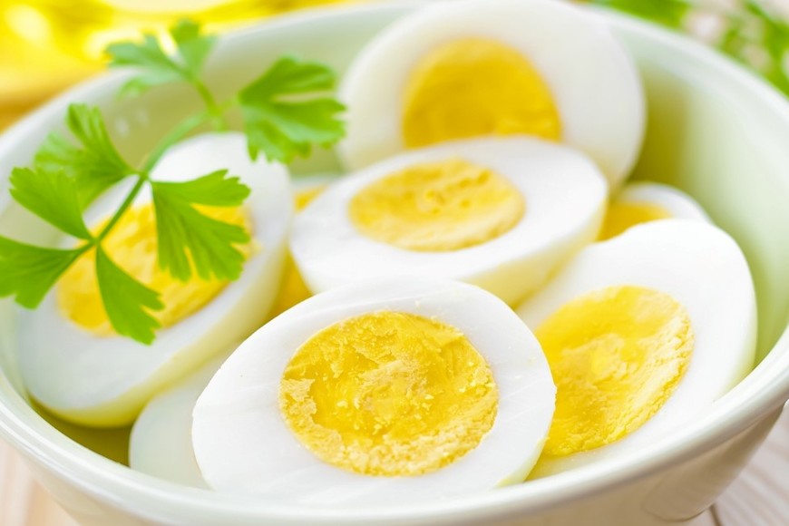 Los huevos pueden durar más tiempo si se conservan en su envase.