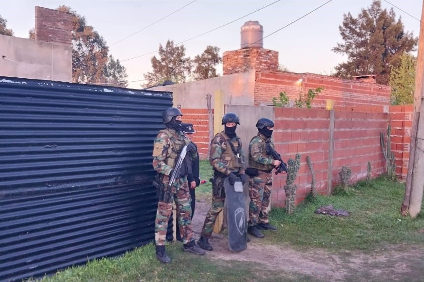 Una de las viviendas allanadas en Colastiné Norte.