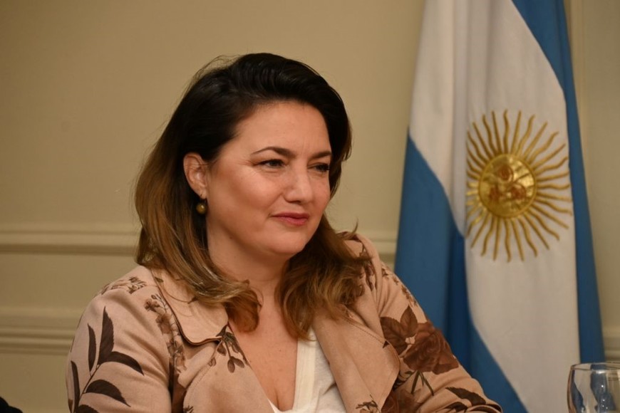 El Concejo Municipal de Santa Fe, se hizo entrega del “Beneplácito por la trayectoria” a la soprano santafesina Daniela Tabernig