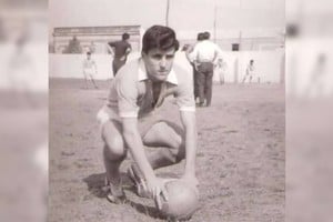 "Chijí" Serenotti con la camiseta de Sanjustino. Homenaje a un gran deportista y mejor persona.