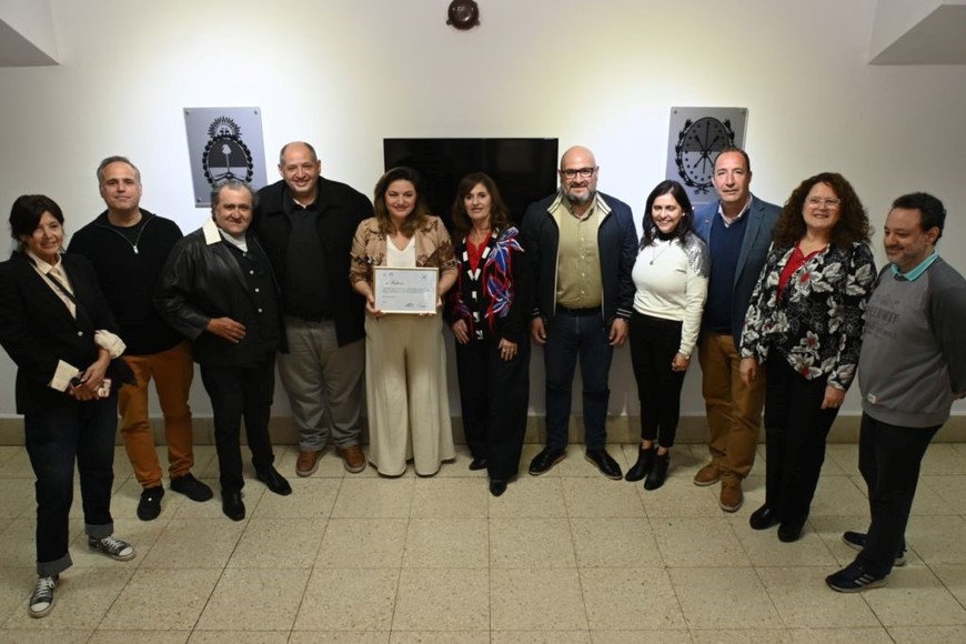El Concejo Municipal de Santa Fe, se hizo entrega del “Beneplácito por la trayectoria” a la soprano santafesina Daniela Tabernig