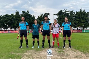 La foto inicial del duelo.