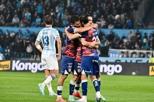 Unión vs Racing. Foto: Juan Manuel Foglia.