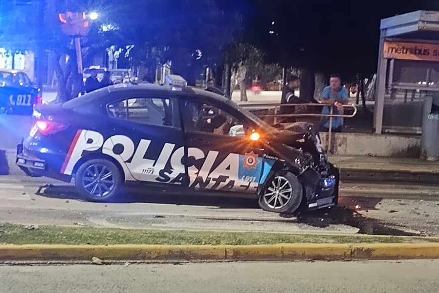 Peritos de la PDI trabajaron en la escena para determinar las responsabilidades del caso.