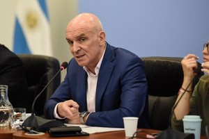 Espert (LLA) preside la Comisión de Presupuesto y Hacienda en la Cámara de Diputados.