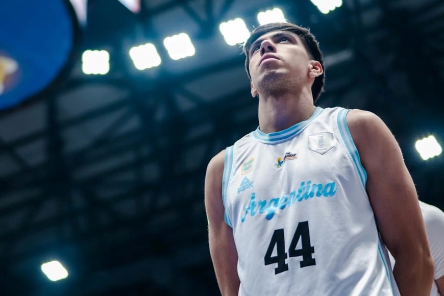 Cabeza en alto. Jugadores como Negrete mostraron su potencial y el aporte de la nueva generación para el equipo. Crédito: CAB