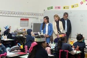 Los funcionarios del ente internacional participaron de reuniones y recorrieron instituciones escolares.