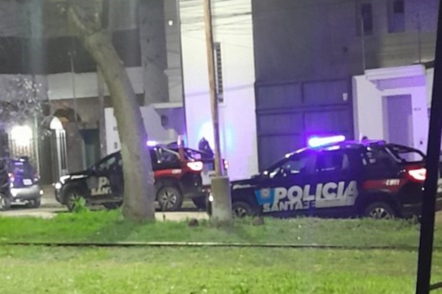 Amplio despliegue policial en la zona oeste tras la captura de los delincuentes.