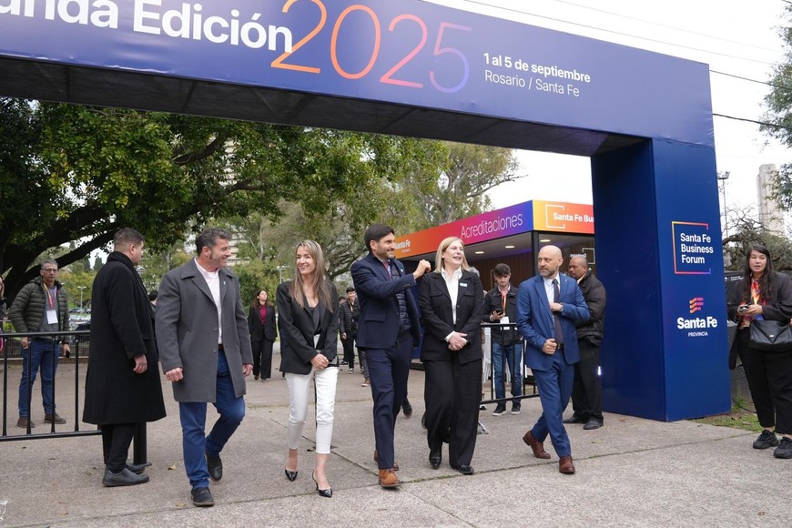 Presentaciones y charlas temáticas que conectaron proyectos de alto impacto con capital privado.