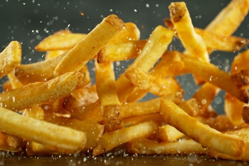 Doradas, crocantes e irresistibles, las papas fritas tienen un día especial: el 20 de agosto.