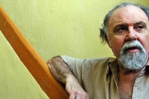 Cáceres, músico de tango y pintor. Foto: Archivo