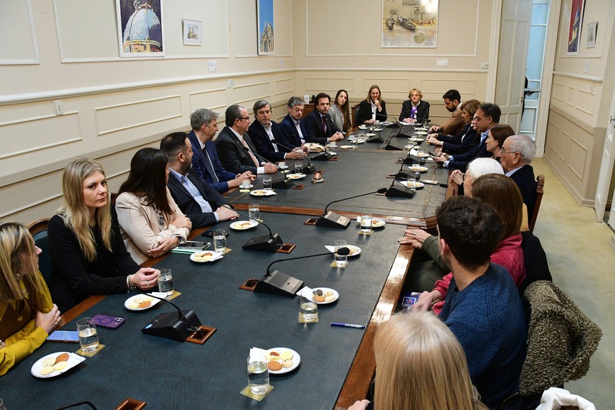 Representantes de Argentina y Nicaragua durante la firma del acuerdo de cooperación. Crédito: Guillermo Di Salvatore.