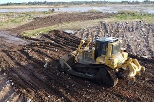 Las máquinas ya trabajan en las primeras 2,5 hectáreas.
