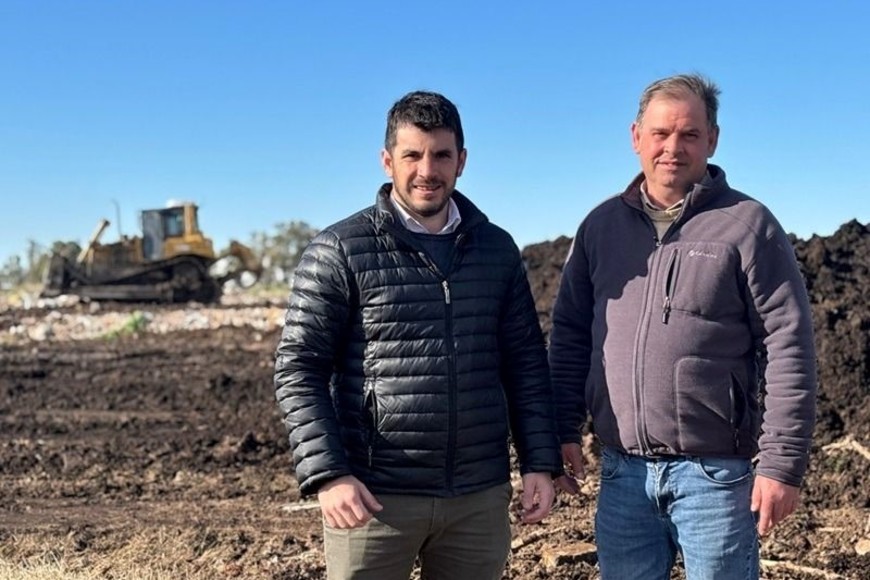 El intendente Leonel Chiarella y el secretario Giullermo Kovacevic.