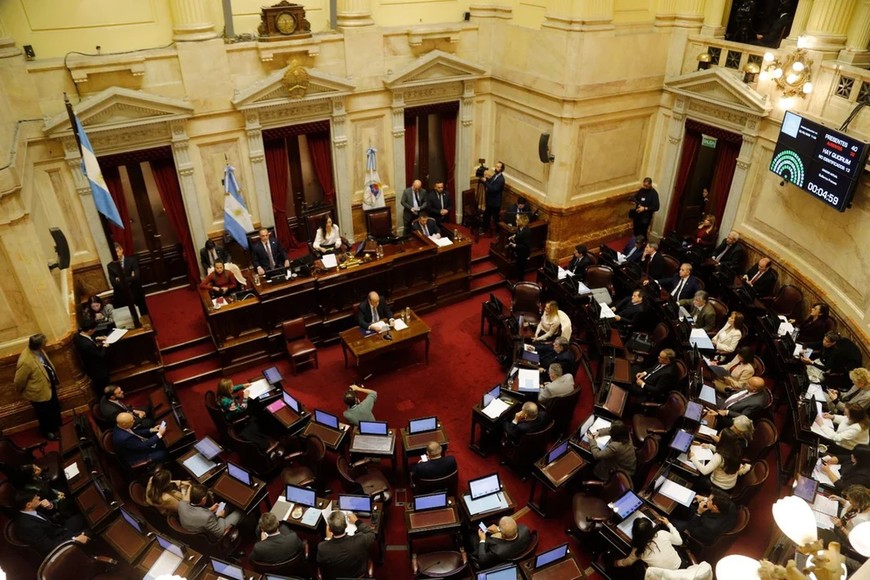 El jefe de Gabinete responde por escrito previamente las respuestas de los legisladores, pero luego se somete a una extensa reunión, que suele no dejar conforme a ninguna de las  partes.