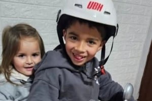 Francisco Alexander Morosini Ramos (6 años) y Alfonsina Morosini Ramos (2 años)