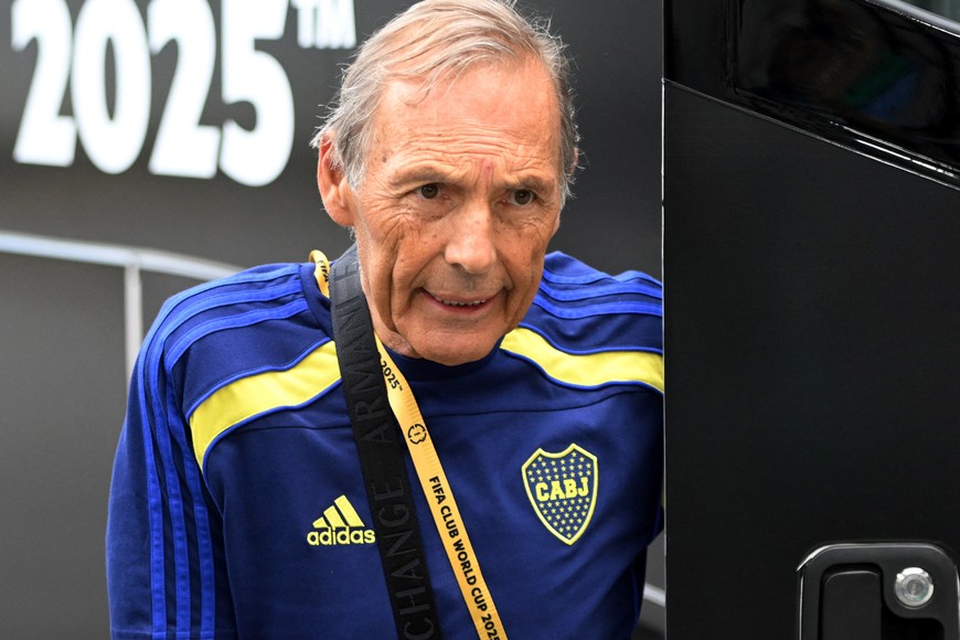 Soccer Football - FIFA Club World Cup - Group C - Auckland City v Boca Juniors - Geodis Park, Nashville, Tennessee, U.S. - June 24, 2025
Boca Juniors coach Miguel Angel Russo arrives at the stadium before the match IMAGN IMAGES via Reuters/Steve Roberts