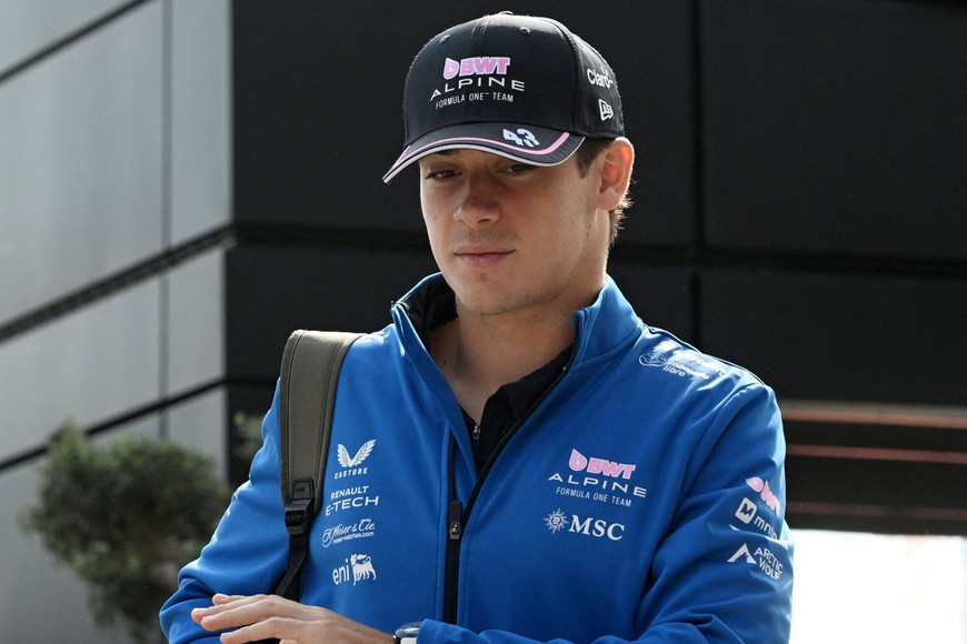 Formula One F1 - Italian Grand Prix - Autodromo Nazionale Monza, Monza, Italy - September 5, 2025
Alpine's Franco Colapinto arrives ahead of practice REUTERS/Jennifer Lorenzini