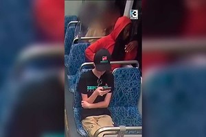 La secuencia quedó filmada. Gran conmoción en el lugar.