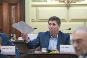 Pirola mantiene una agenda territorial activa que integra educación, producción y ambiente en cada localidad del departamento.