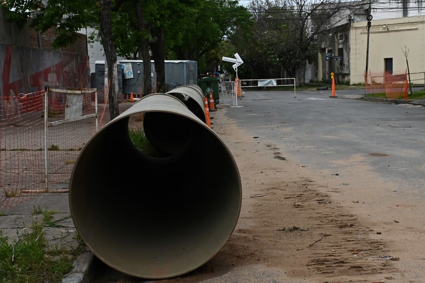 Se entubó calle Alberdi, sólo restó un tramo para finalizar. Crédito: Flavio Raina (archivo)