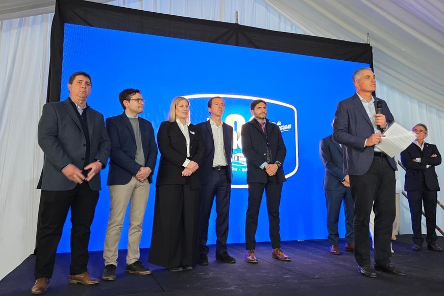 Pirola mantiene una agenda territorial activa que integra educación, producción y ambiente en cada localidad del departamento.