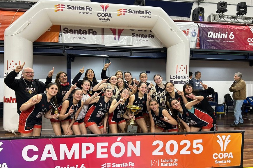 Unión de Santo Tomé se consagró campeón en básquet femenino U13