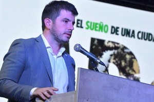 El intendente Chiarella anunció que se ausentará tres días de la ciudad.