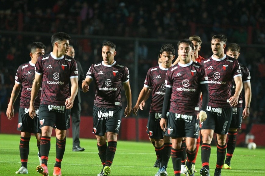 Colón-Estudiantes Rio Cuarto | Fecha 30 Primera Nacional B. Foto: Manuel Fabatia