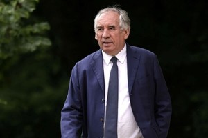François Bayrou, primer ministro saliente de Francia, perdió el voto de confianza en la Asamblea Nacional.