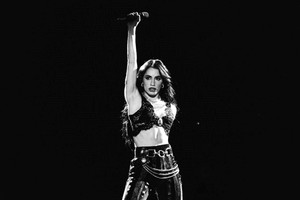 Lali en el estadio José Amalfitani del Club Atlético Vélez Sársfield