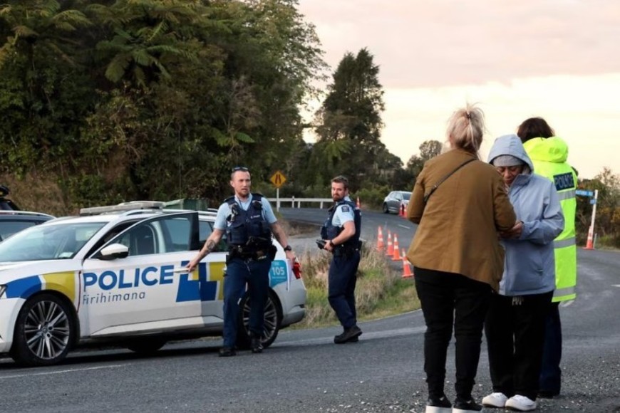 El Sr. Phillips falleció en el lugar, según la policía.